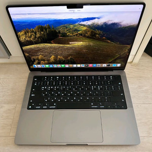 맥북 프로 14 M3 8GB 512GB 프로그램포함