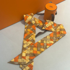 에르메스 트윌리 스카프 오렌지 (새상품)