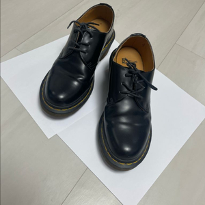 닥터마틴 아모리 블랙 250cm (UK 5, EU 38) 사이즈