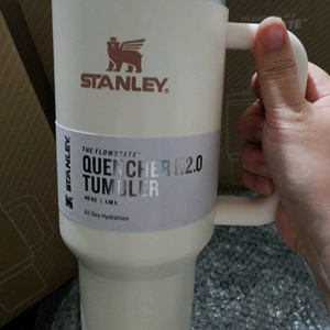 (배송비무료)(새상품)스탠리 퀜처 H2.0 텀블러 1.18L 아이보리(크림)