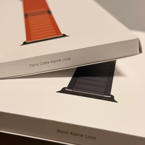 애플워치 울트라 알파인루프 2가지 색상 판매/교환 해요