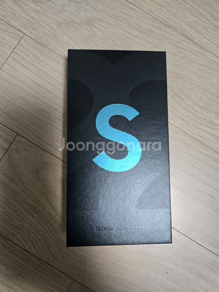 갤럭시S22 울트라 그린상태 양호해요--0