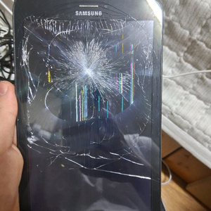 갤럭시탭 e8.0 sm-t378l 파손