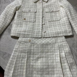 페어라이어 신슐 스커트 셋트 m 사이즈