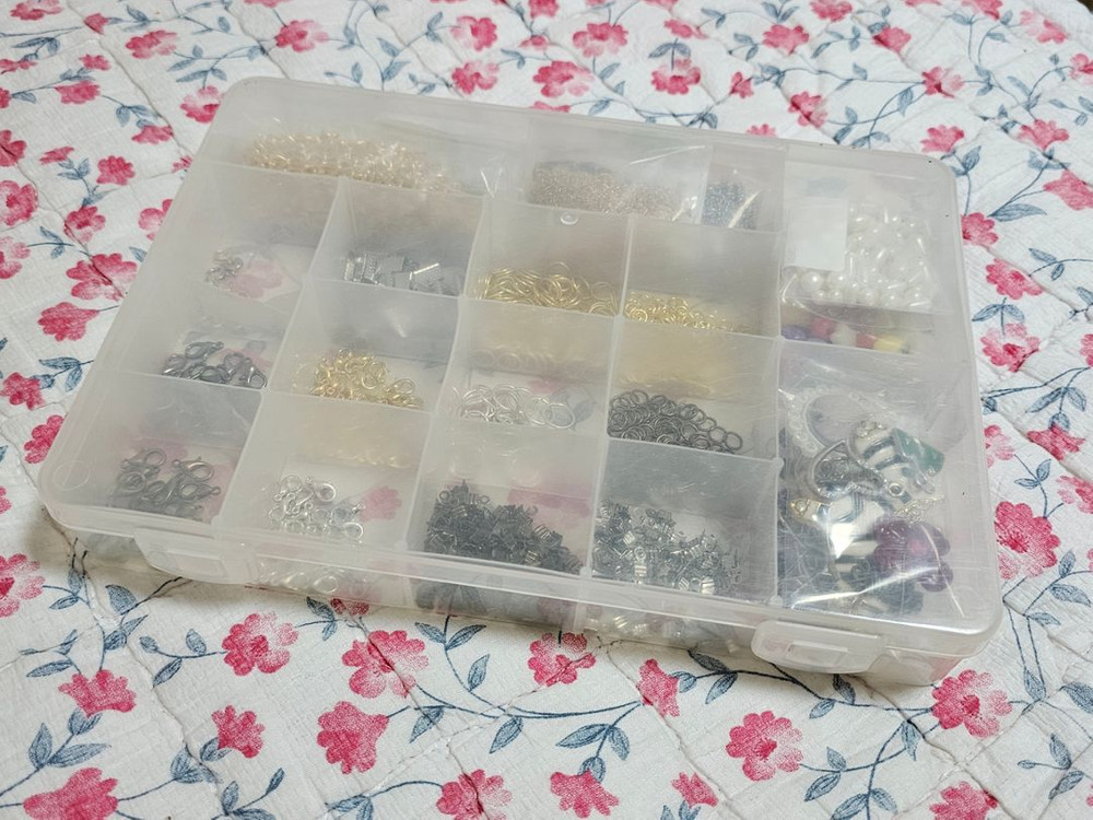 스트랩,팔찌,비즈,핸드폰줄,키링등 악세사리 만들기부자재 이미지