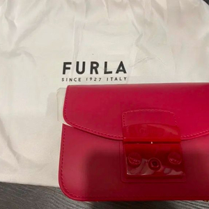 훌라 미니크로스 바디 메트로폴리스 백(미사용 새상품 판매)