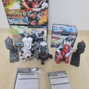 [타카라토미] 메탈카드봇 레이져슈팅 배틀건봇 세트