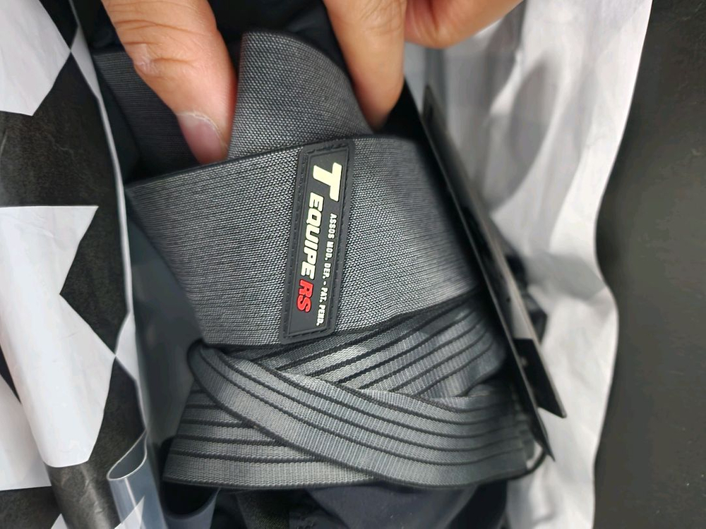 아소스 이큅RS 빕숏S9 팝니다.--2