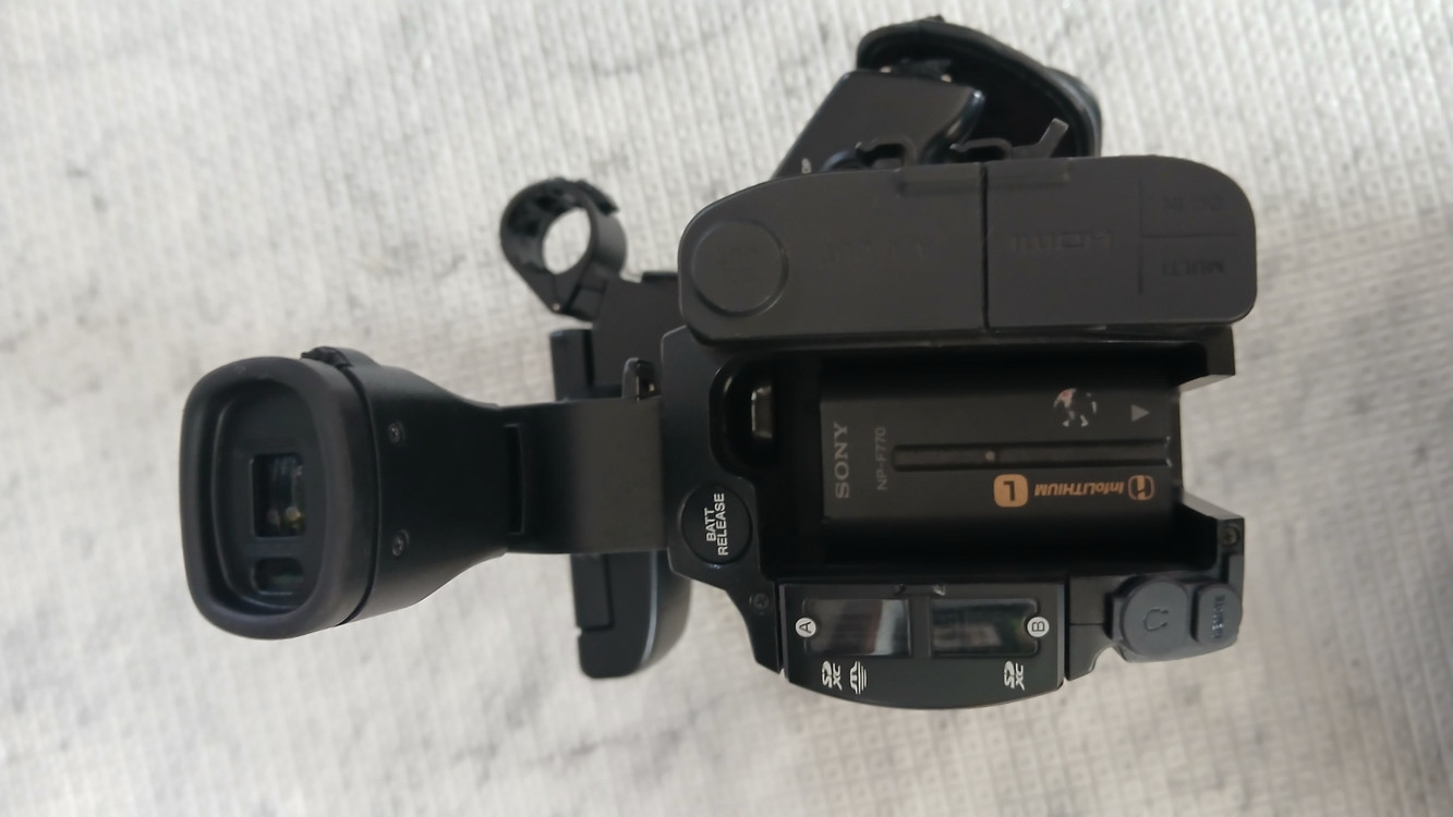 sony pxw-z150 팝니다. 4k UHD 메모리 녹화 이미지