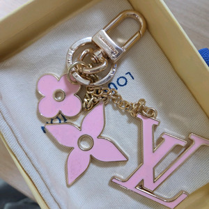 루이비통 핑크 플라워 키링