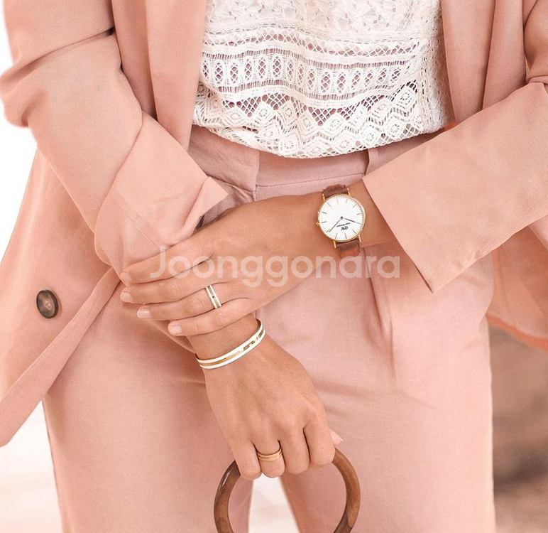 다니엘웰링턴 36m 로즈골드 시계판매합니다 최저가22만--3