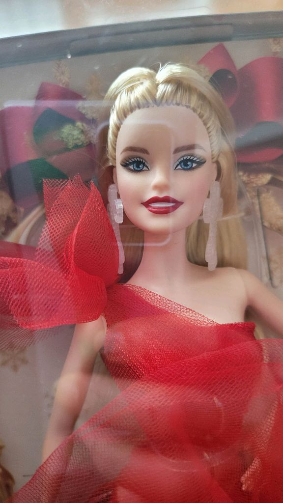 2024 홀리데이 바비 인형 시그니처 바비 크리스마스 선물--2