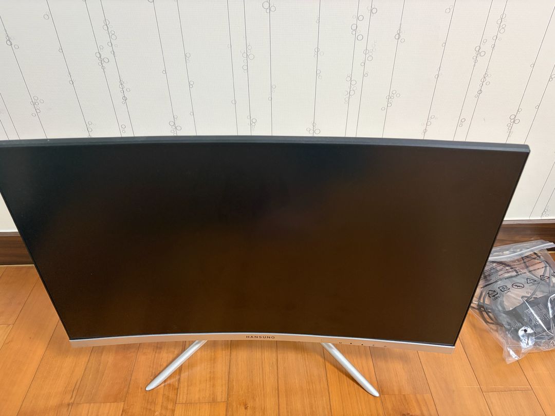 한성컴퓨터 Ultron 2457c 24인치 커브드 144hz | 중고나라 - 안심되는 중고거래