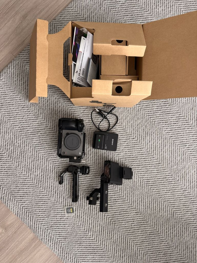 소니 시네마 FX3 박스풀 케이지 메모리--2