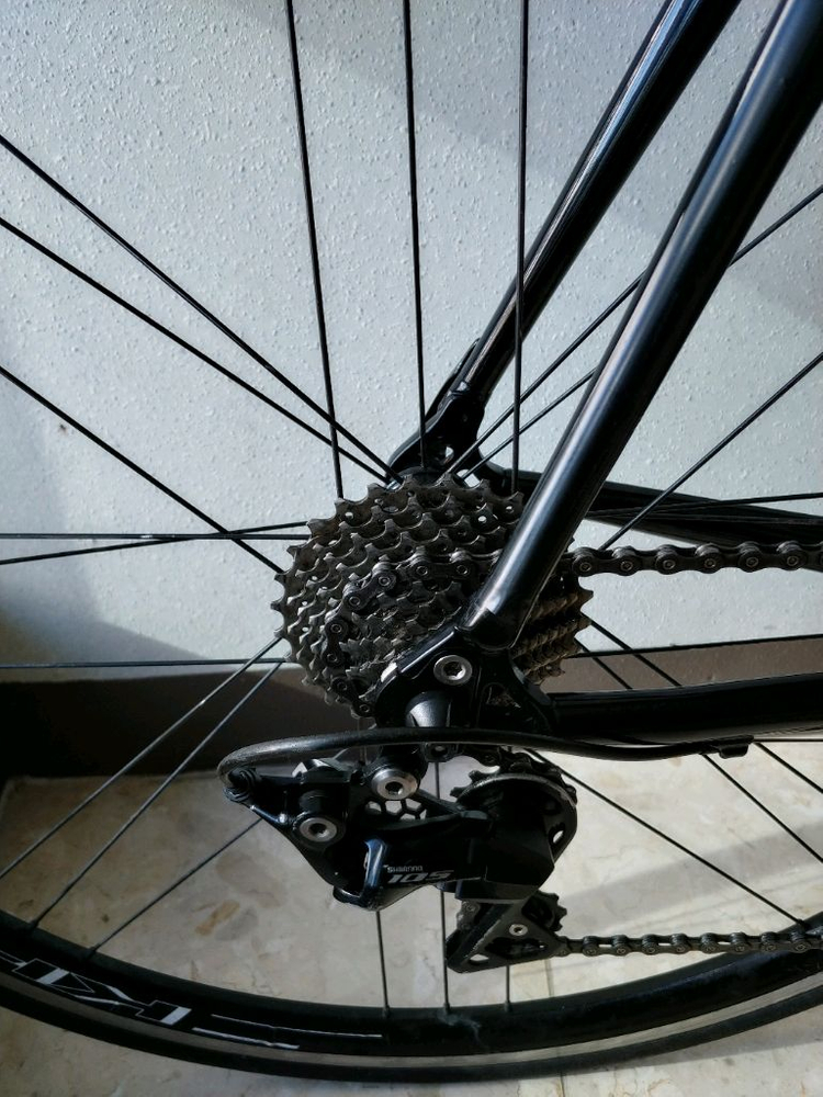 로드, 시마노 105, 풀카본, 트리곤 도미너스 105 R7000 이미지