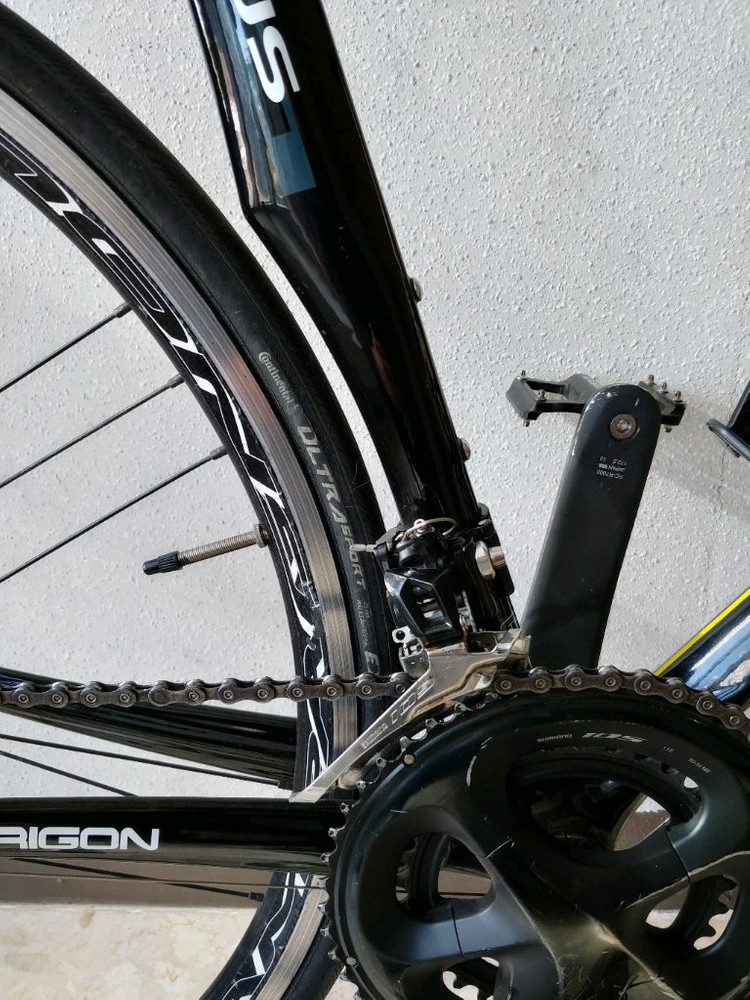 로드, 시마노 105, 풀카본, 트리곤 도미너스 105 R7000 이미지