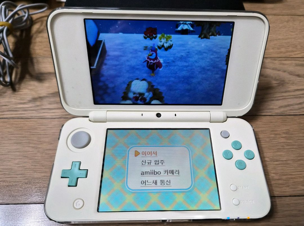 닌텐도 2DS XL 튀동숲 에디션 정품 박스 이미지