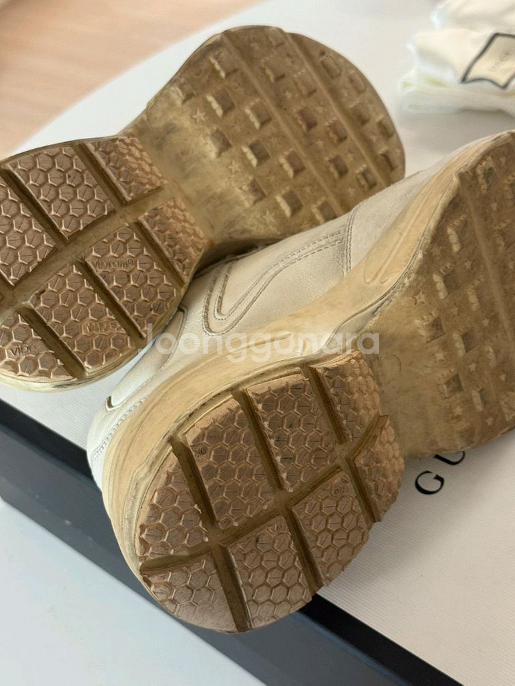 구찌라이톤더티 신발 34사이즈(220) 판매--2