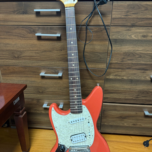 펜더 커트 코베인 재그스탱 판매합니다