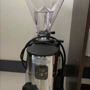 메저 업소용 커피 그라인더 Mazzer 이미지