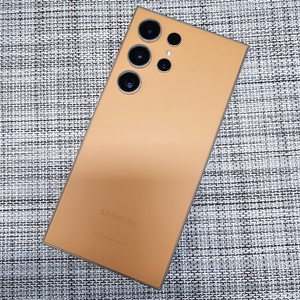 (신폰급) 갤럭시 S24울트라 512G 자급제 오렌지컬러 24년 1월개통 초SSS급 선물용 93만팝니다@