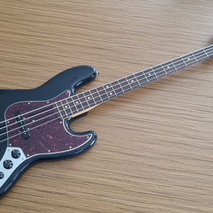 펜더 멕펜 빈테라2 Fender Vintera II 60s Jazz Bass