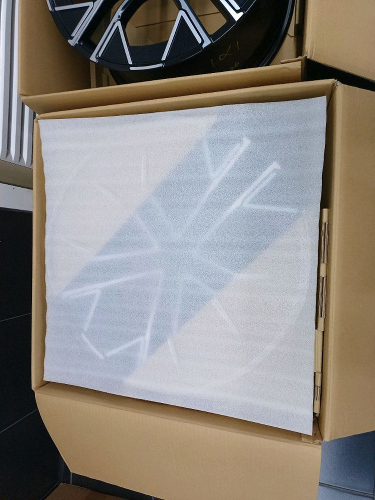 아이오닉 5n 순정 21인치 증고 휠--3