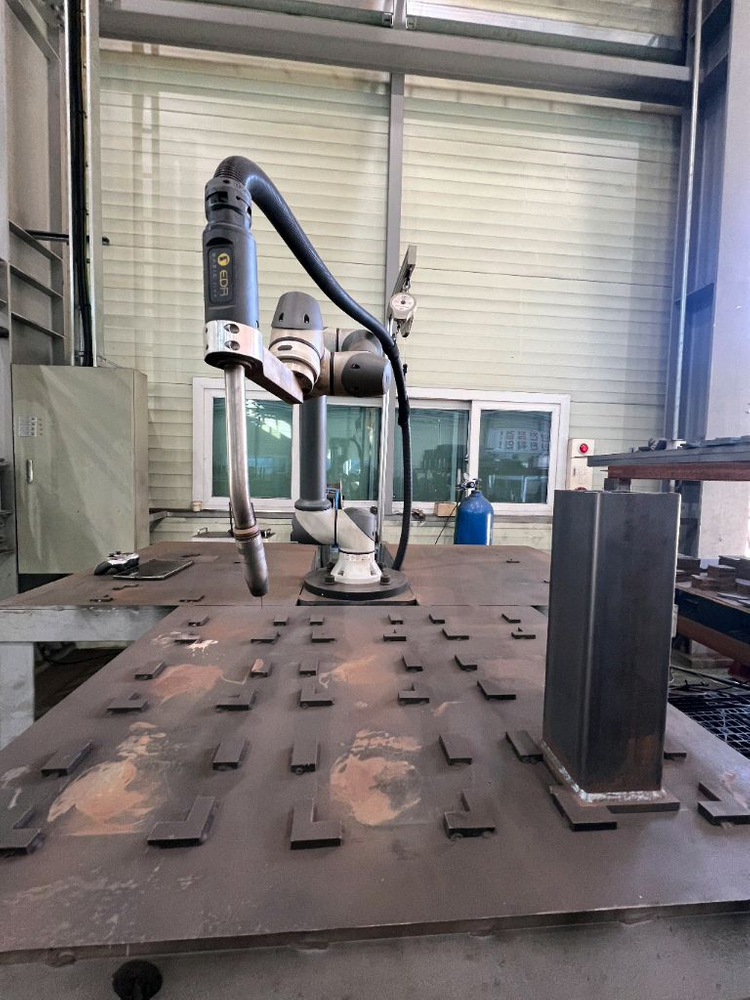 로보티코 로봇용접기 500A--2