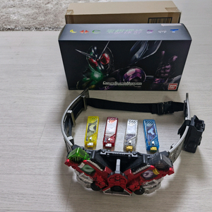 최종 가격 급처(내일까지만 판매) 가면라이더 더블 csm 후토탐정 팝니다.