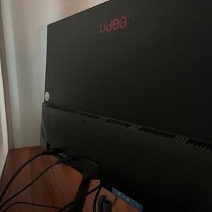 데스크탑 + 27인치 모니터 풀세트 / Ryzen 3 4100 / 윈도우11 정품