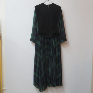 블랙 니트 배색 플리츠주름 그린 체크 쉬폰 롱원피스