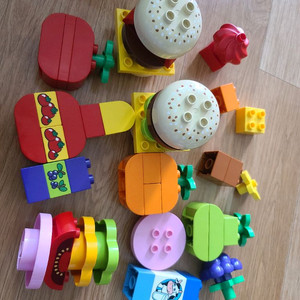 레고 듀플로 10566 피크닉 햄버거놀이세트 팔아요