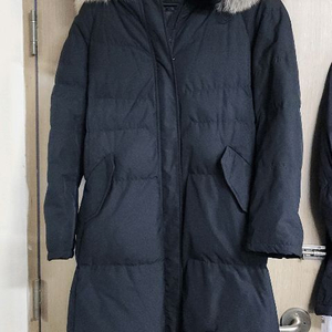 한섬 타임 벨티드 폭스퍼 구스롱패딩 220만구매