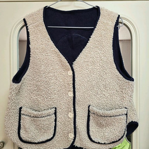 스마일뽀글이조끼