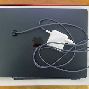 맥북에어 15인치 M3 고급형 미드나이트