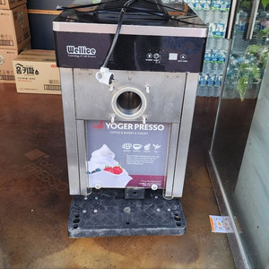 웰아이스 T128 업소용 소프트 아이스크림 기계 테이블형