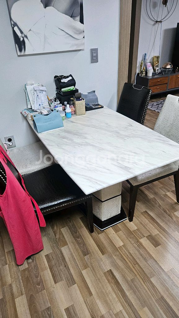 대리석 식탁+의자 4개 세트--0