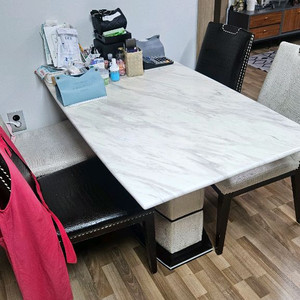 대리석 식탁+의자 4개 세트