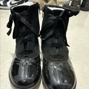 앙뉴 라릭스 블랙 크릭클 부츠 210사이즈 이미지