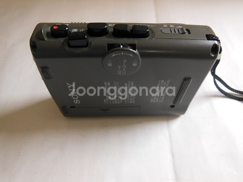 SONY TCM-50 워크맨 작동품--2