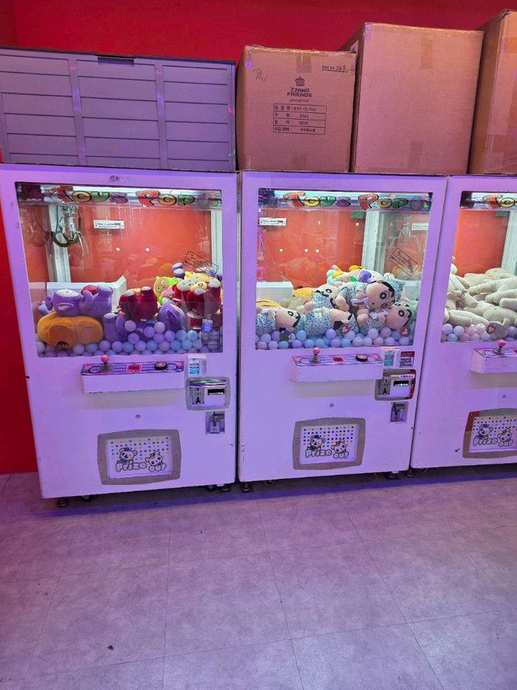 인형뽑기 기계 토이즈팝, 곰탱이 팝니다.--4