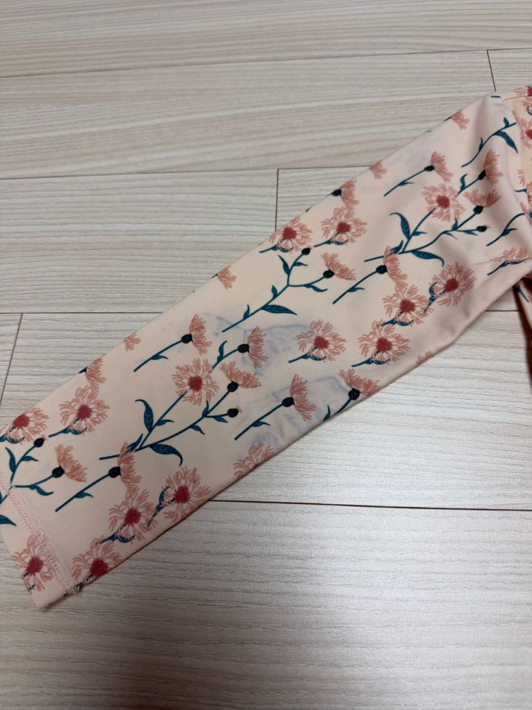 Kuling 쿨링 꽃무늬 스윔슈트 98/104 이미지