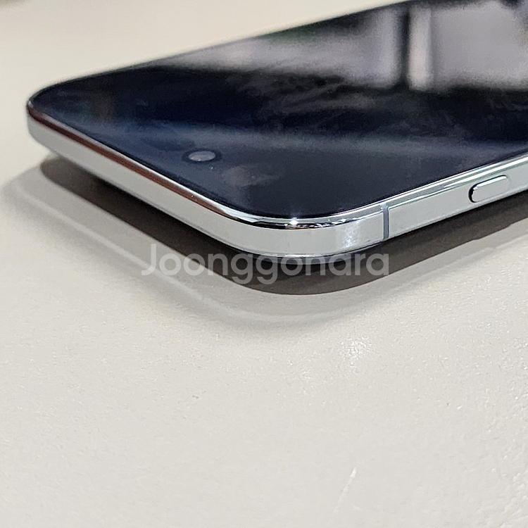 *107만* 아이폰 17에어 아이스블루 256기가 배터리 100% 하자XXX 판매합니다--4