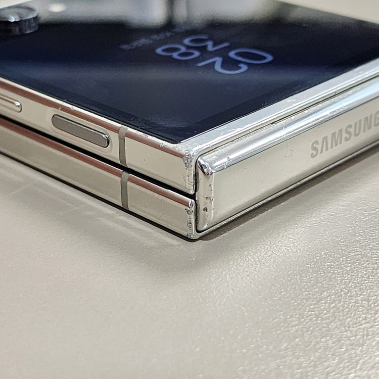 *12만* 갤럭시 Z플립5 화이트 256기가 기능정상 가성비폰 판매합니다--3