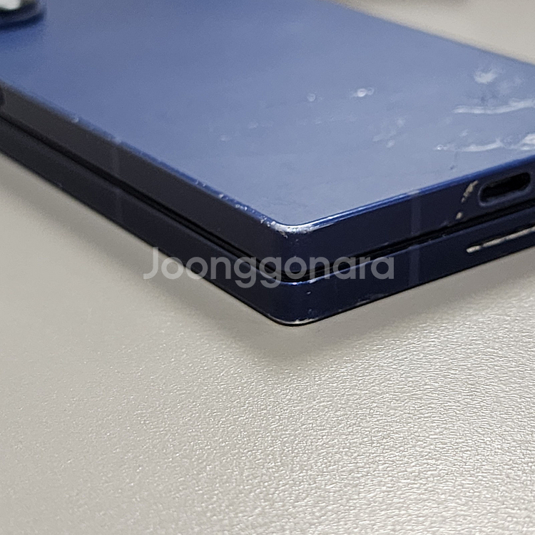 *49만* 갤럭시 Z폴드6 블루 256기가 파손X 터치정상 가성비폰 판매합니다--5