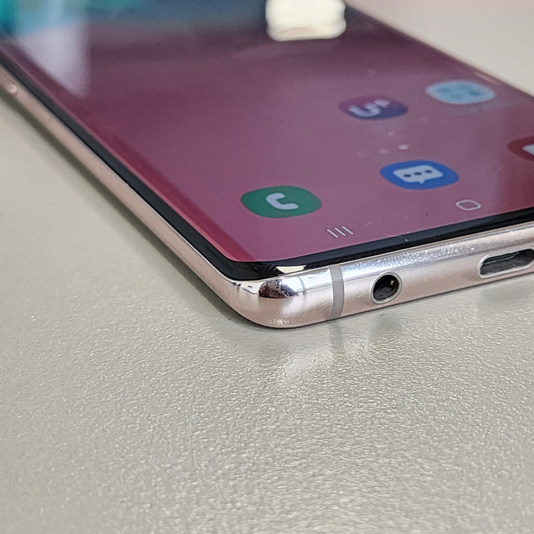 *22만* 갤럭시 S10플러스 세라믹화이트 대용량 512기가 SSS급 판매합니다--3