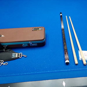 당구 당구큐대 아담 무사시tt01흑단쉐도우팝니다