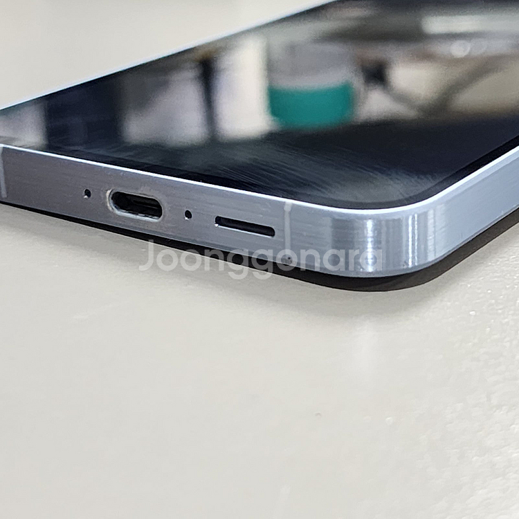 *27만* 갤럭시 퀀텀5 아이스블루컬러 128기가 24년 8월개통 판매합니다--4