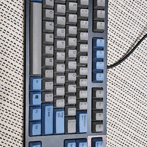 리얼포스 r2 저소음 차등 판매합니다. 이미지