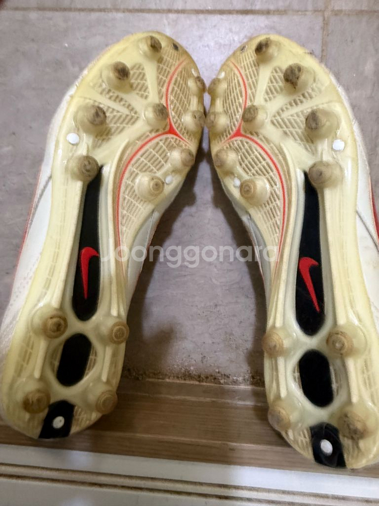 나이키 티에람 94 축구화--1